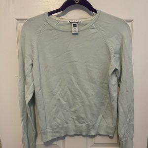 EUC light ice blue GAP crewneck fitted sweater